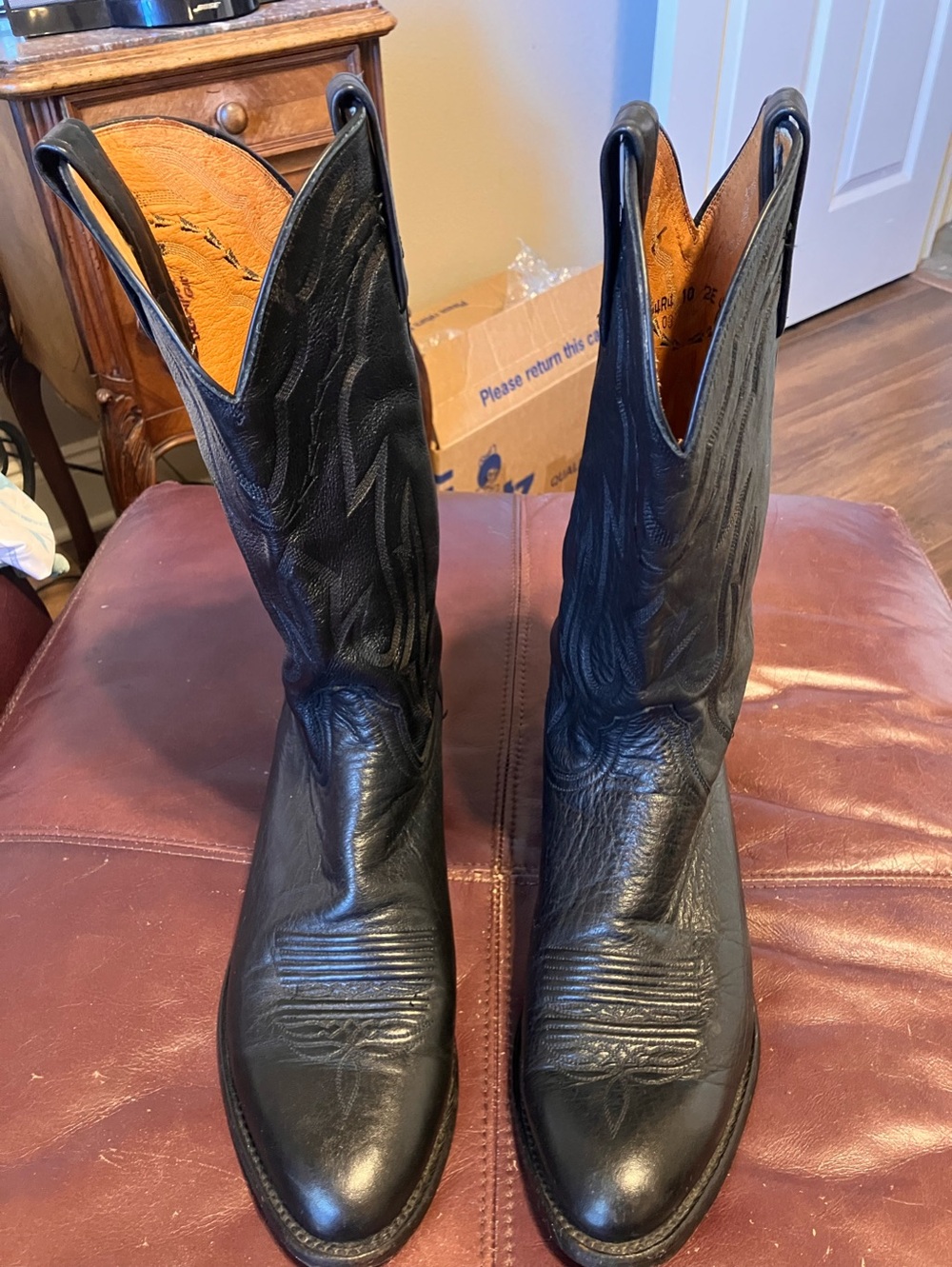 Lucchese 2000 men’s 10EE Black Leather Cowboy Boots with Tan Interior
